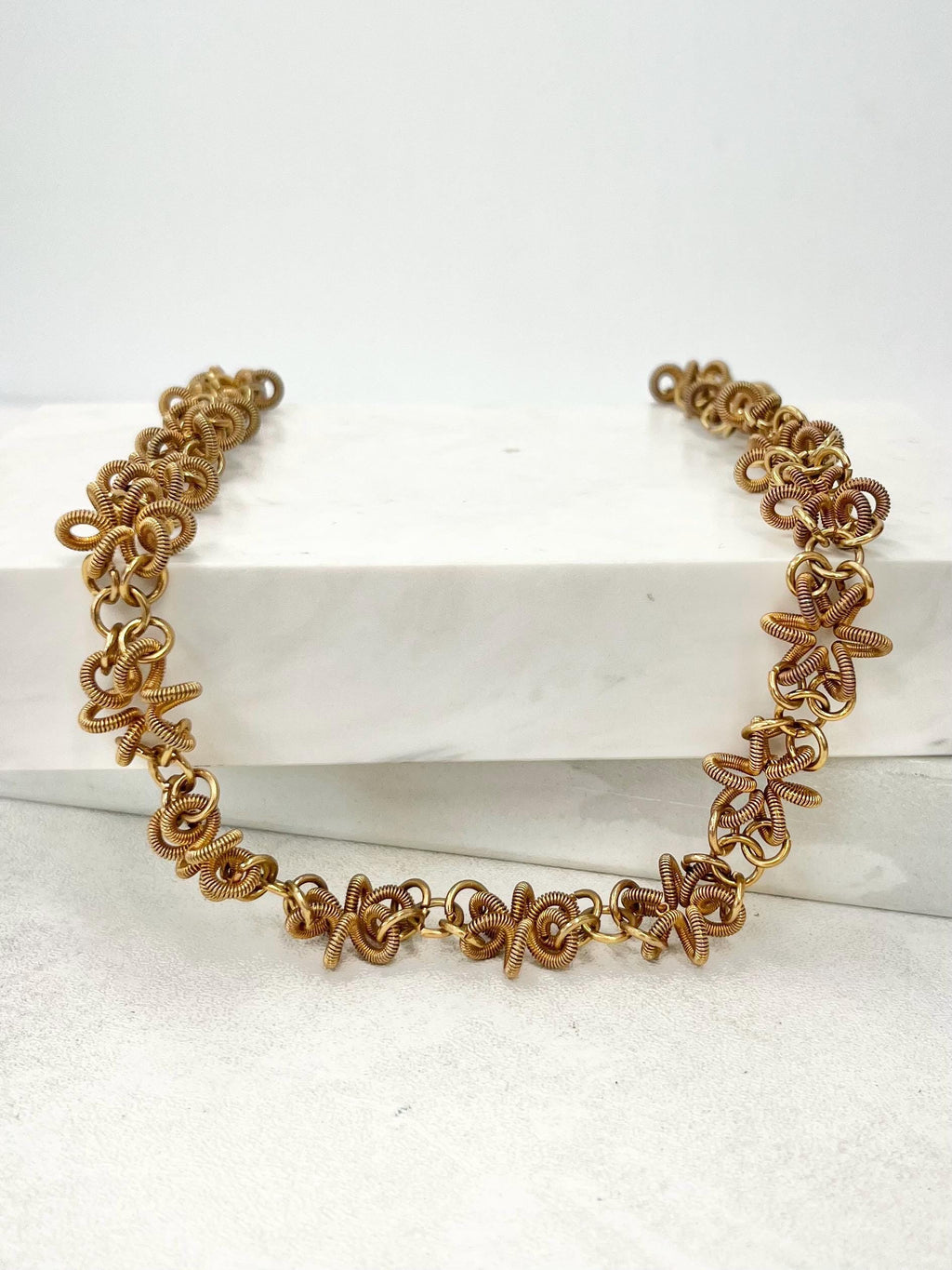 Handmade 16.5” Unusual Gold Tone Coiled Flower Link Chain Necklace MillyOliverVintage