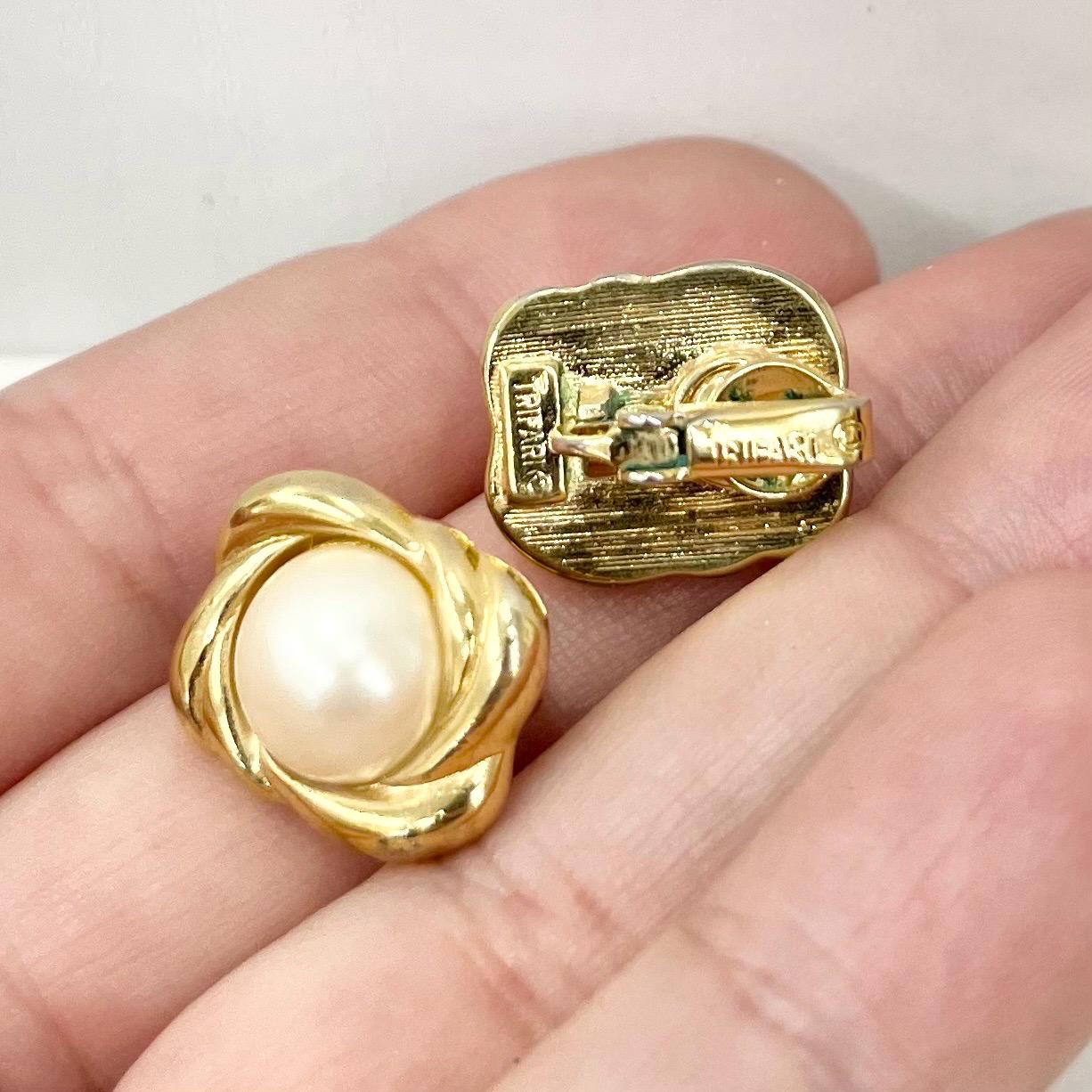 Vintage Trifari Gold Plate & Faux Pearl Clip On Earrings Hollywood Glamour MillyOliverVintage