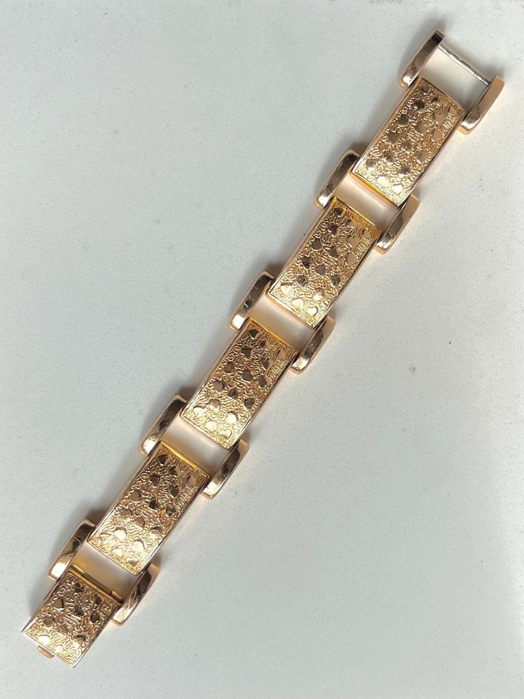 Vintage Globus 1970’s 1980’s Rose Gold Tone Heart Embossed Wide Link Bracelet MillyOliverVintage