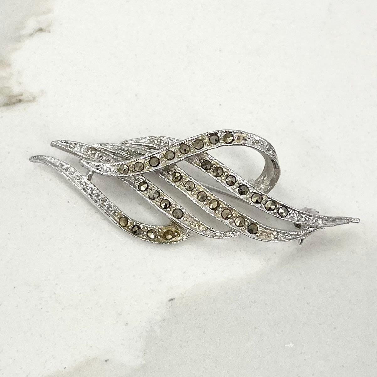 Vintage Silver Tone Sparkling Marcasite Ribbon Brooch MillyOliverVintage