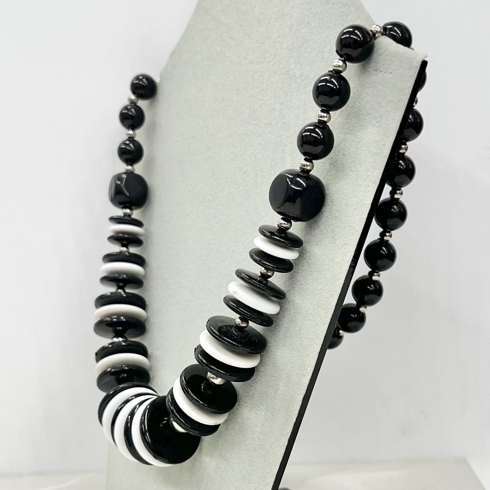 Vintage Black & White Acrylic / Plastic Disc Bead Necklace - 21" MillyOliverVintage