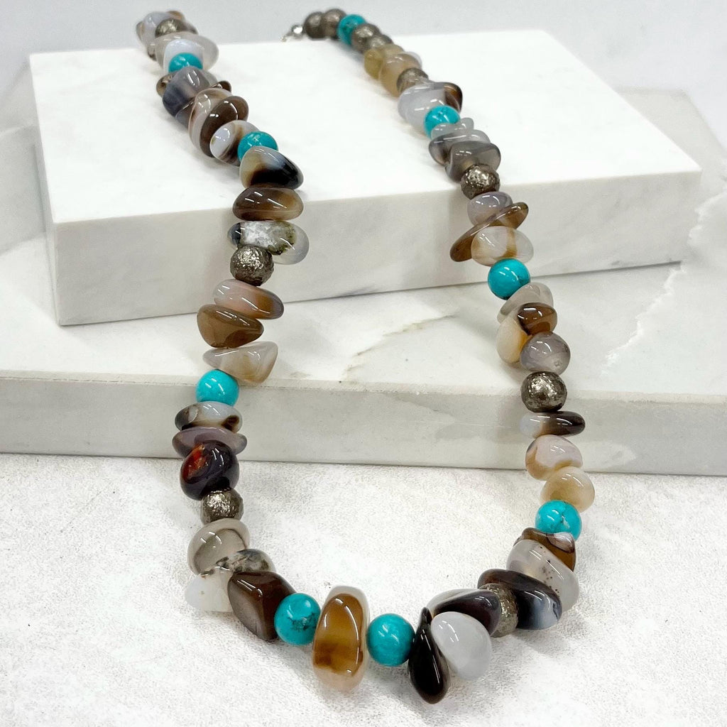 MHandmade Semi Precious Polished Agate Gemstone Beaded Necklace with Turquoise Accents 20” Long MillyOliverVintage