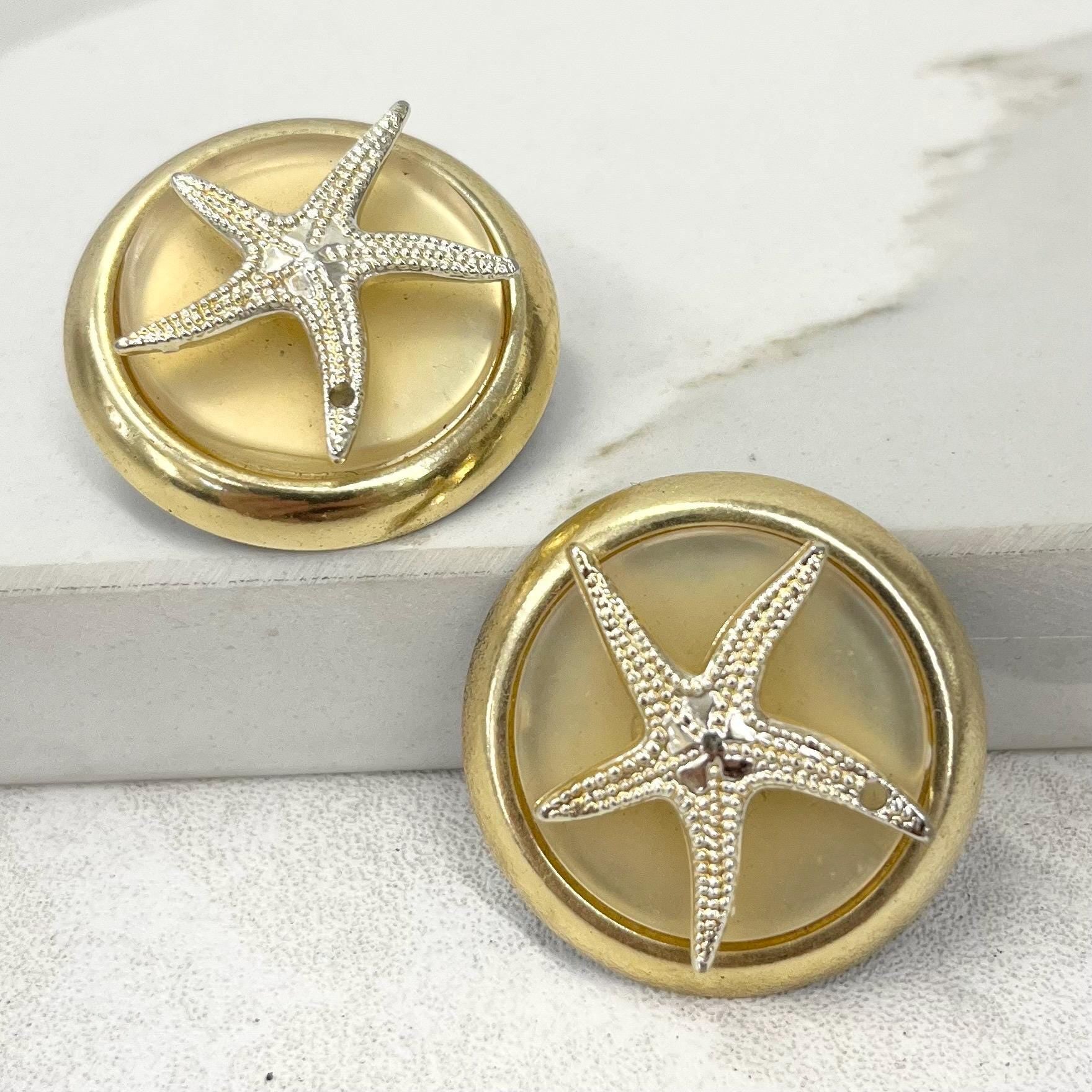 Vintage Round Gold Tone Large Lightweight Starfish Clip On Earrings 1970’s - 1980’s MillyOliverVintage