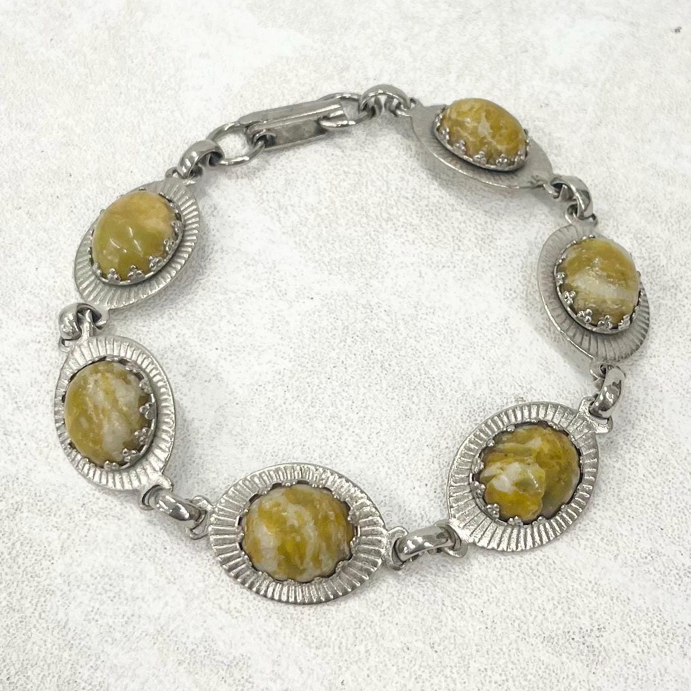 Vintage Silver Tone 1970’s 1980’s Green Agate Cabochon Bracelet Costume Jewellery 7.5” MillyOliverVintage