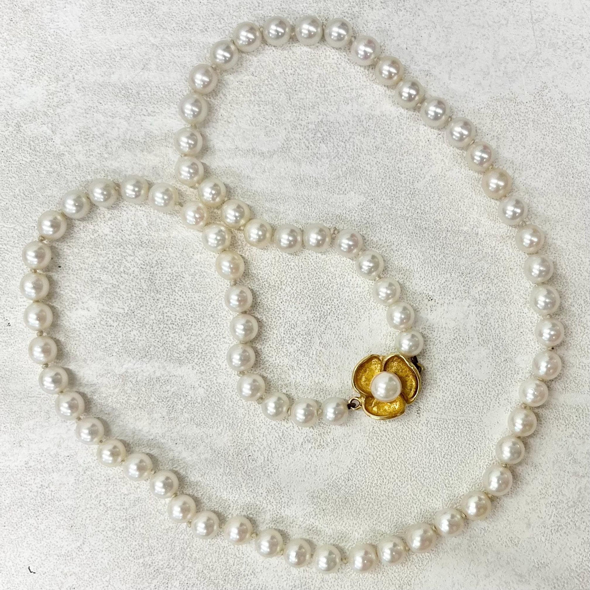 Vintage 18ct Yellow Gold Flower Clasp Natural Pearl Necklace 18” Long MillyOliverVintage
