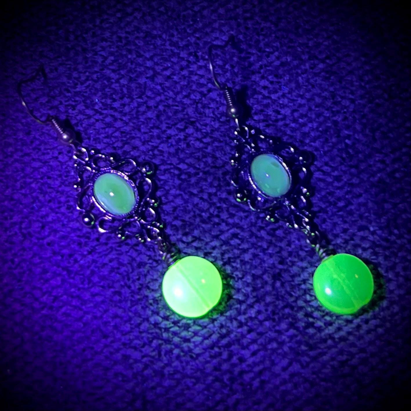 Victorian Style Yellow Uranium Glass Bead Drop Gold Tone Earrings MillyOliverVintage