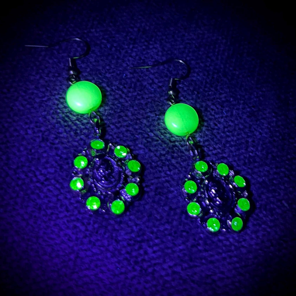 Yellow Uranium Glass Bead & Crystal Drop Cameo Gold Tone Earrings MillyOliverVintage