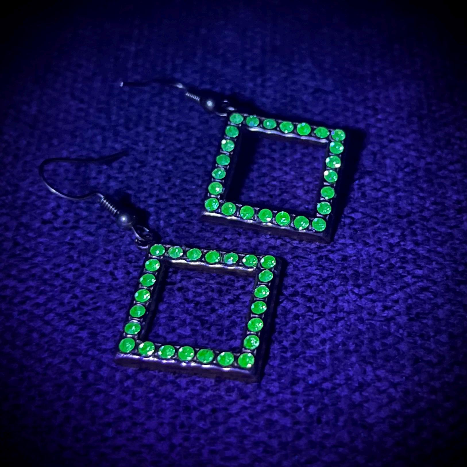 Square Drop Green Uranium Glass Gold Tone Earrings MillyOliverVintage