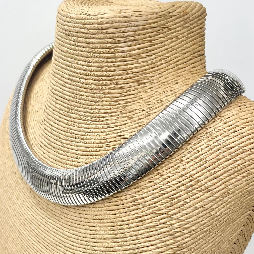 Vintage Grosse White Gold Plated Wide Omega Collar Necklace Rare Designer Jewellery MillyOliverVintage