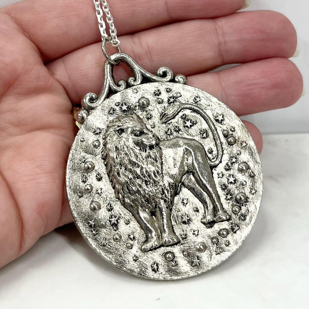 Vintage 1970‘s Huge Double Sided Lion Leo Zodiac Stars Pendant Necklace with an 18” Curb Chain MillyOliverVintage