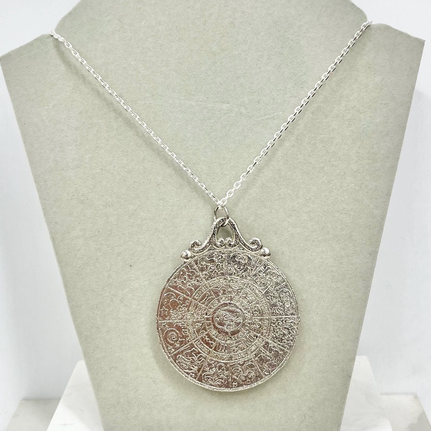 Vintage 1970‘s Huge Double Sided Lion Leo Zodiac Stars Pendant Necklace with an 18” Curb Chain MillyOliverVintage