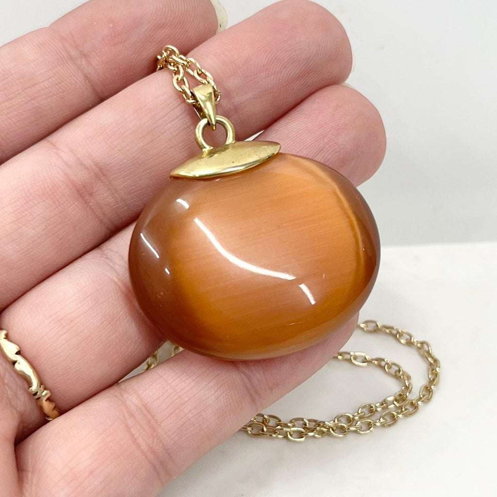 Vintage 1970‘s Gold Tone Large Oval Satin Glass Pendant Necklace with a 24” Curb Chain MillyOliverVintage