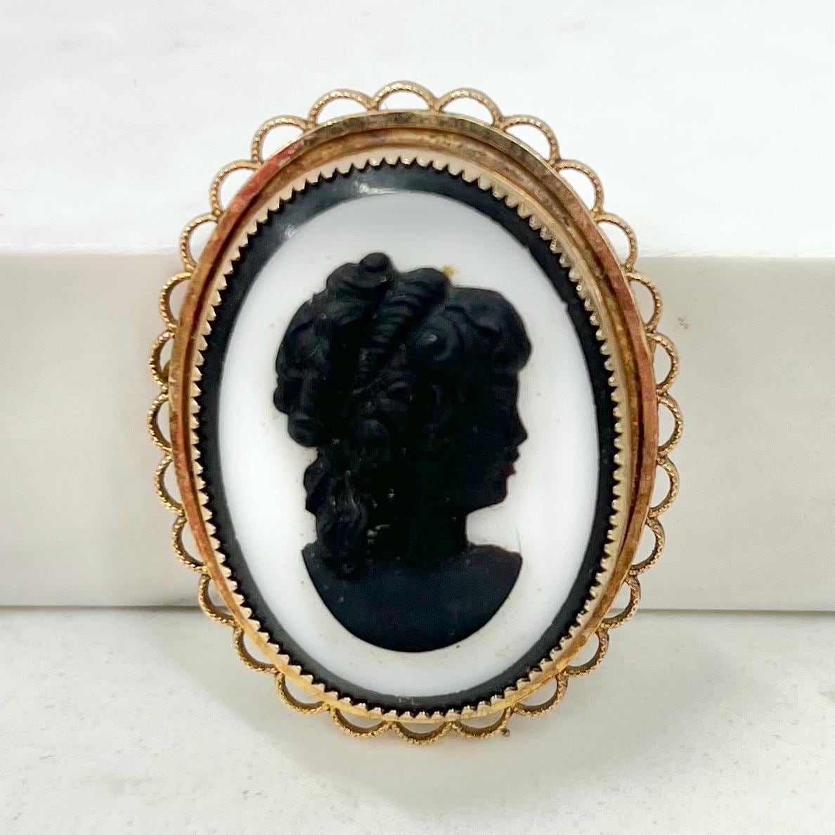 Vintage Amco 14ct Gold Filled Black & White Glass Faux Cameo Brooch Victorian Style / Pendant MillyOliverVintage
