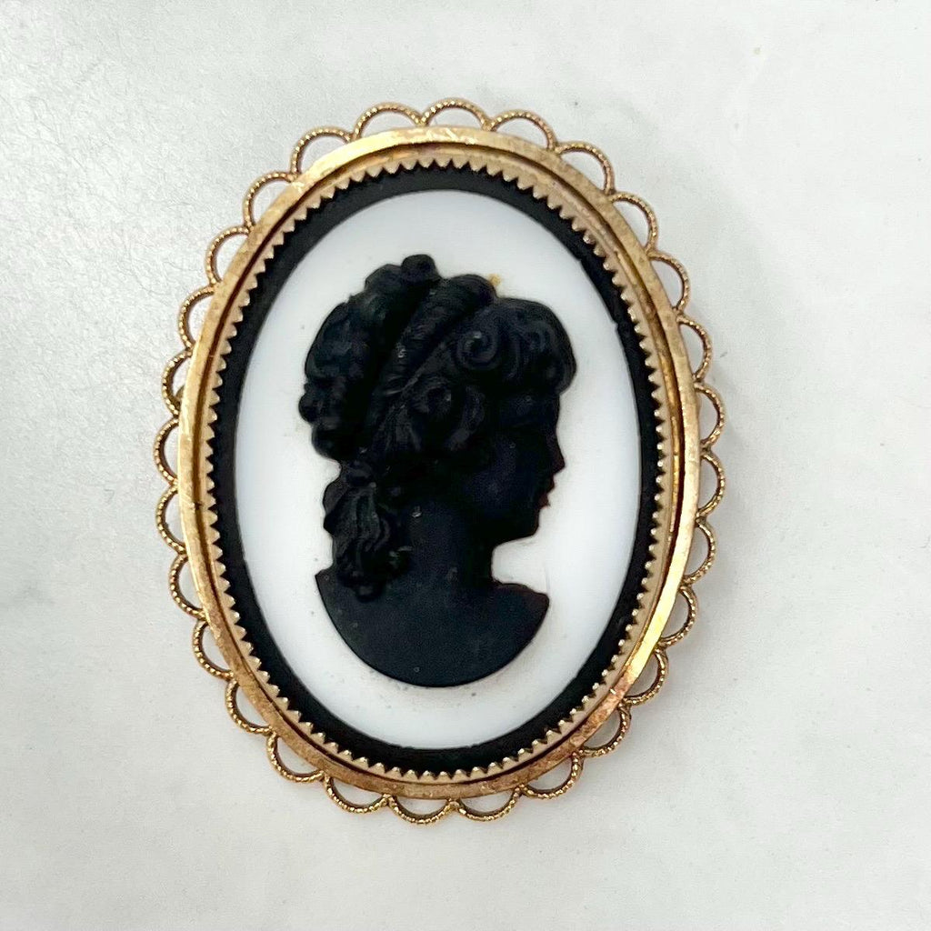 Vintage Amco 14ct Gold Filled Black & White Glass Faux Cameo Brooch Victorian Style / Pendant MillyOliverVintage