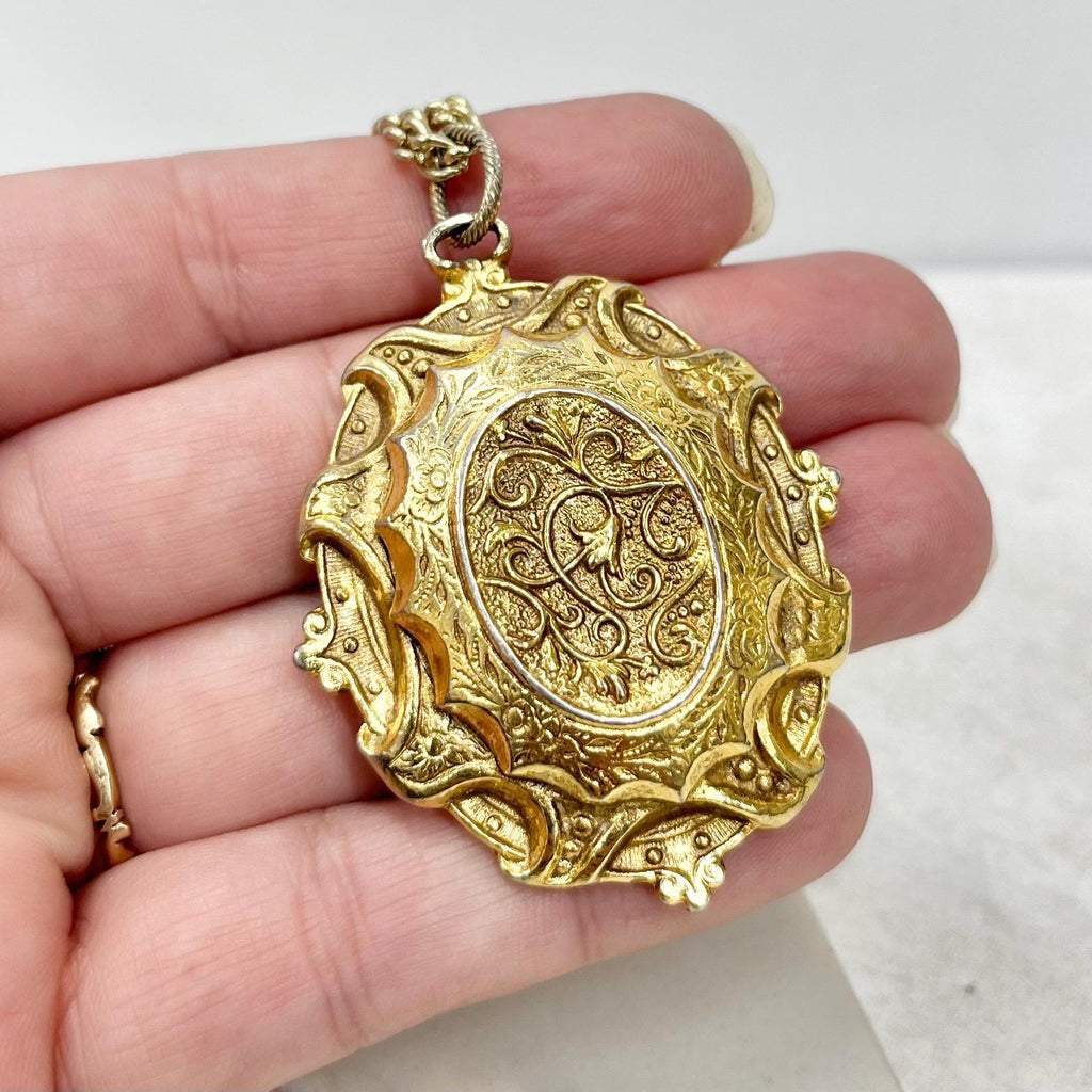 Vintage 1970‘s Gold Tone Large Oval Victorian Style Pendant Necklace with a 22” Curb Chain MillyOliverVintage