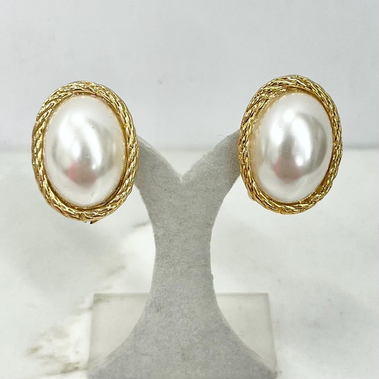 Vintage Gold Tone Classic Faux Pearl Oval Clip On Earrings 1970’s - 1980’s MillyOliverVintage
