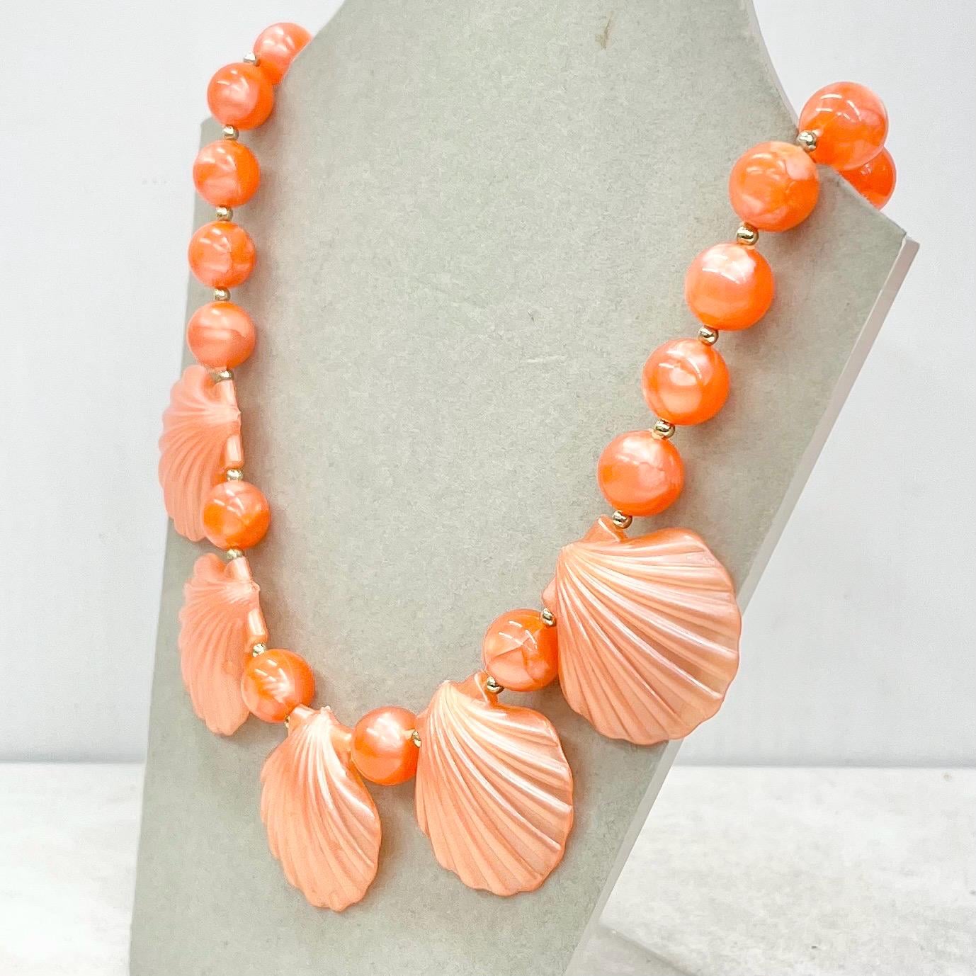 Vintage Peach Lucite Sea Shell Necklace - 1970’s 1980’s Statement Jewellery MillyOliverVintage