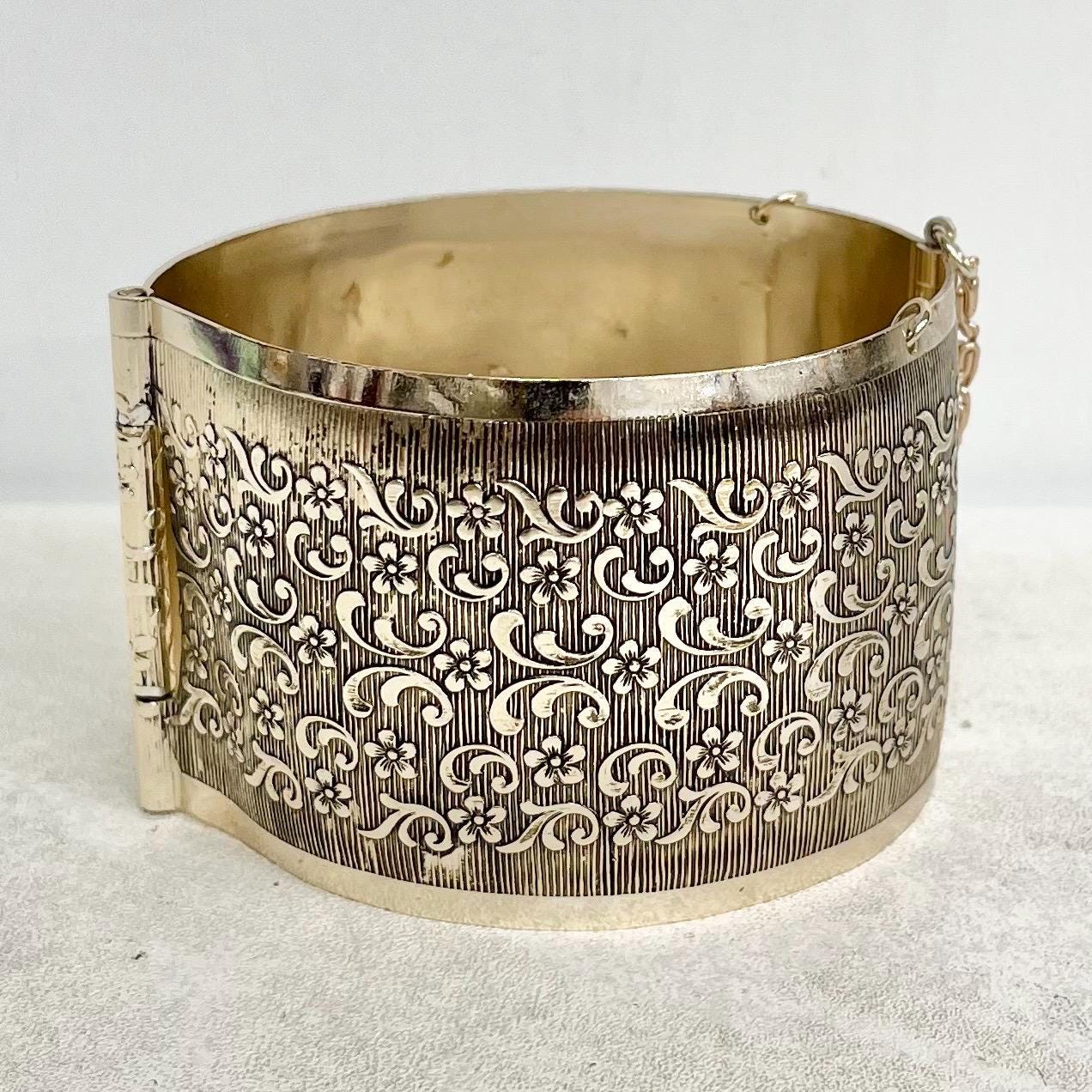 Wide Cuff Bracelet - Vintage 1970’s 1980’s Gold Tone Floral Wide Bangle MillyOliverVintage