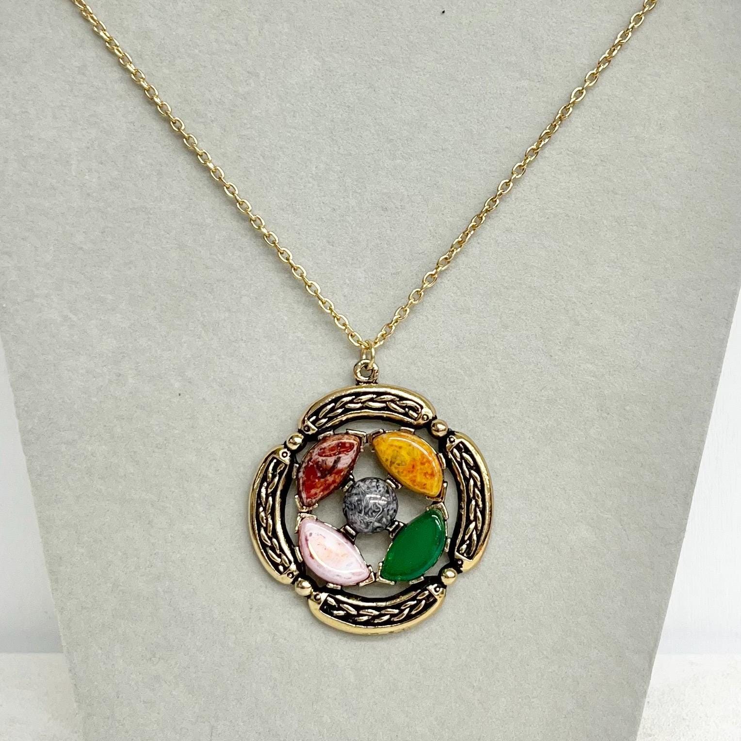 Celtic Pendant - Vintage 1970‘s Gold Tone Necklace with Glass Cabochons and a 24” Curb Chain Grey Centre MillyOliverVintage
