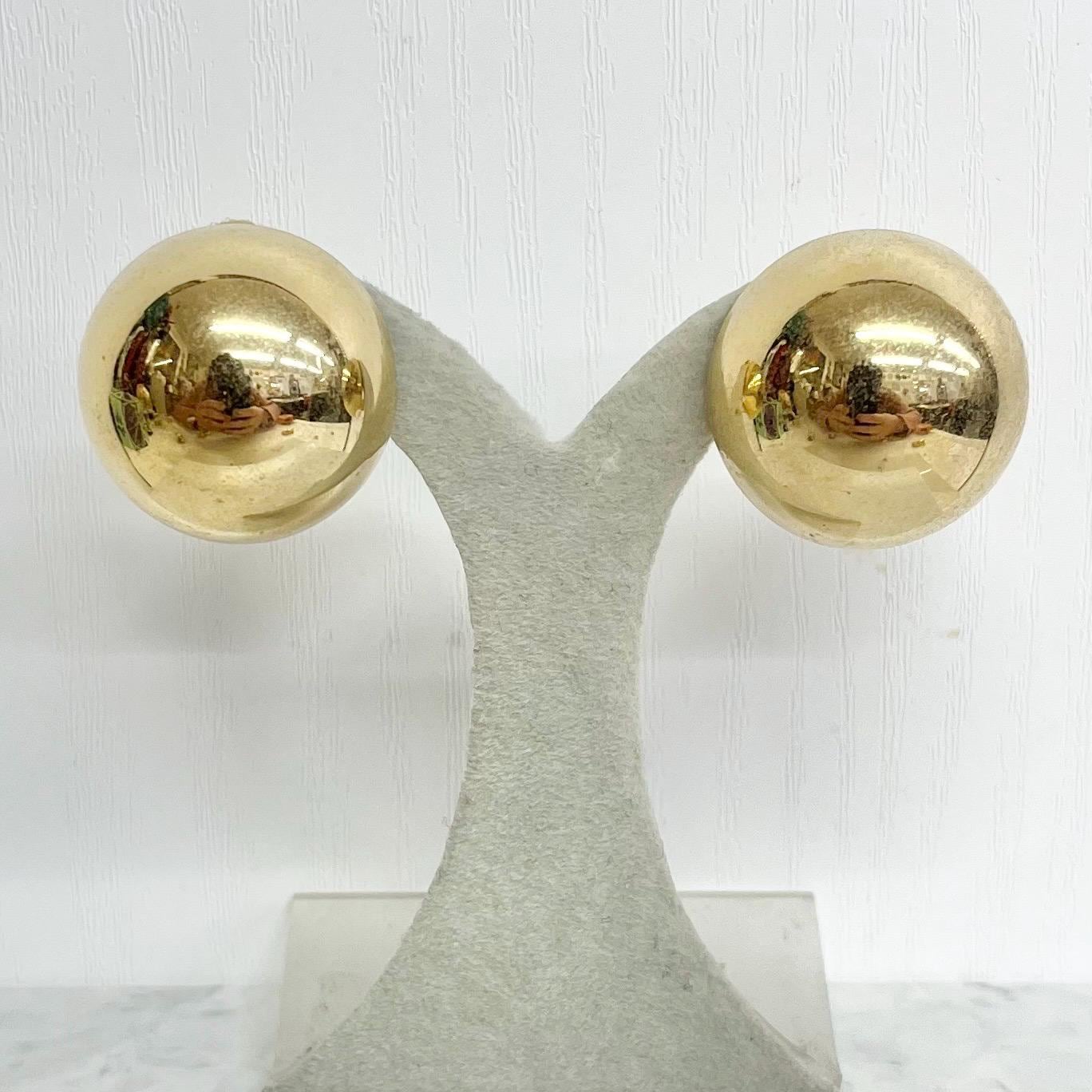 Round Dome Clip On Earrings - Simple Style Vintage Earrings MillyOliverVintage