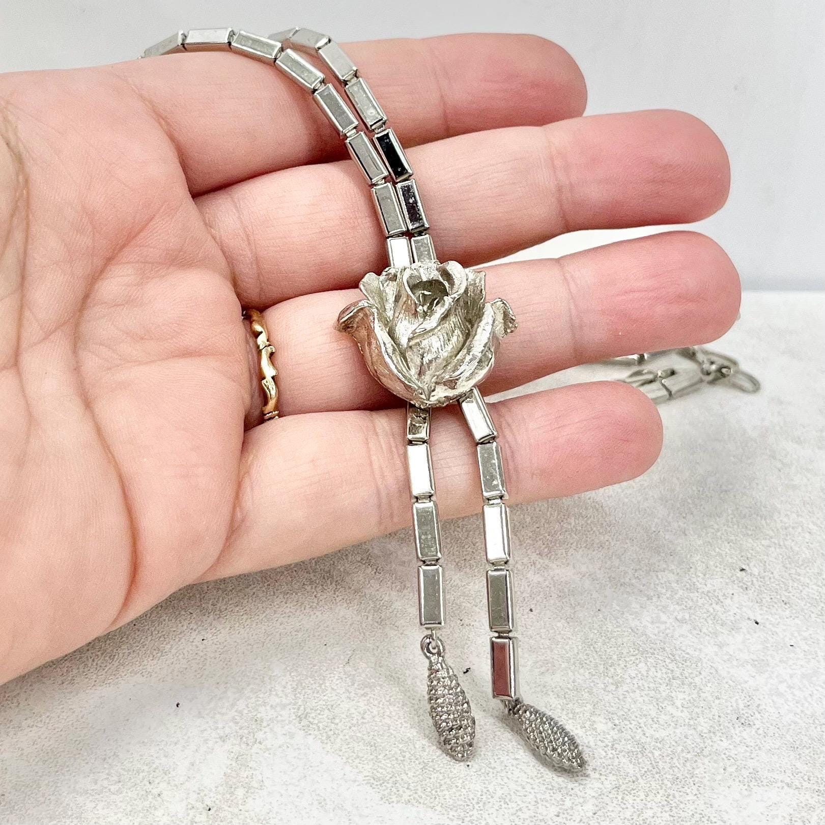 Vintage 1970‘s 1980’s Silver Tone Rose Lariat Necklace with an 18” Adjustable Chain MillyOliverVintage