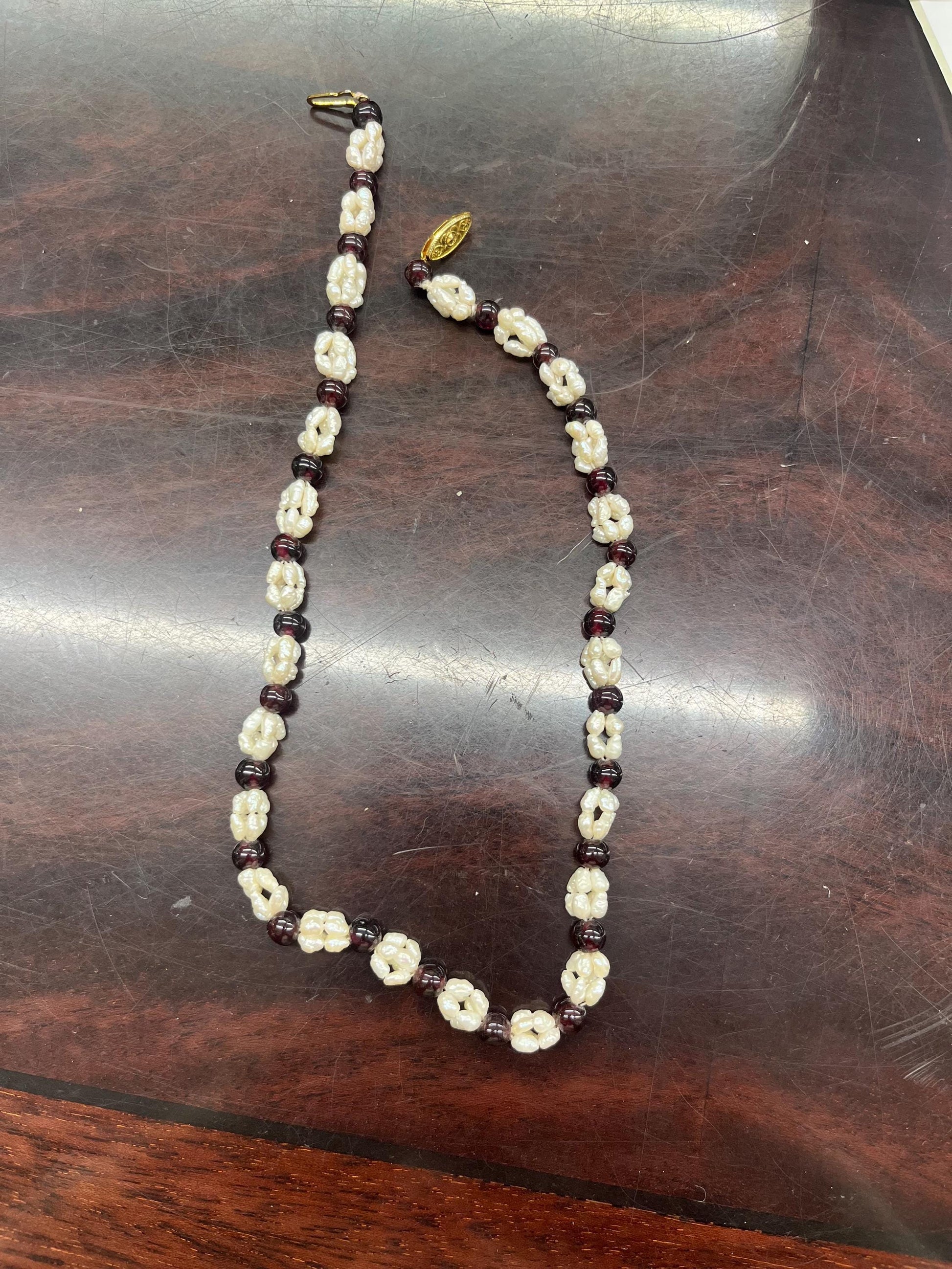 Vintage Faux Freshwater Pearl Bead Necklace with a Garnet Bead Accents 16” MillyOliverVintage