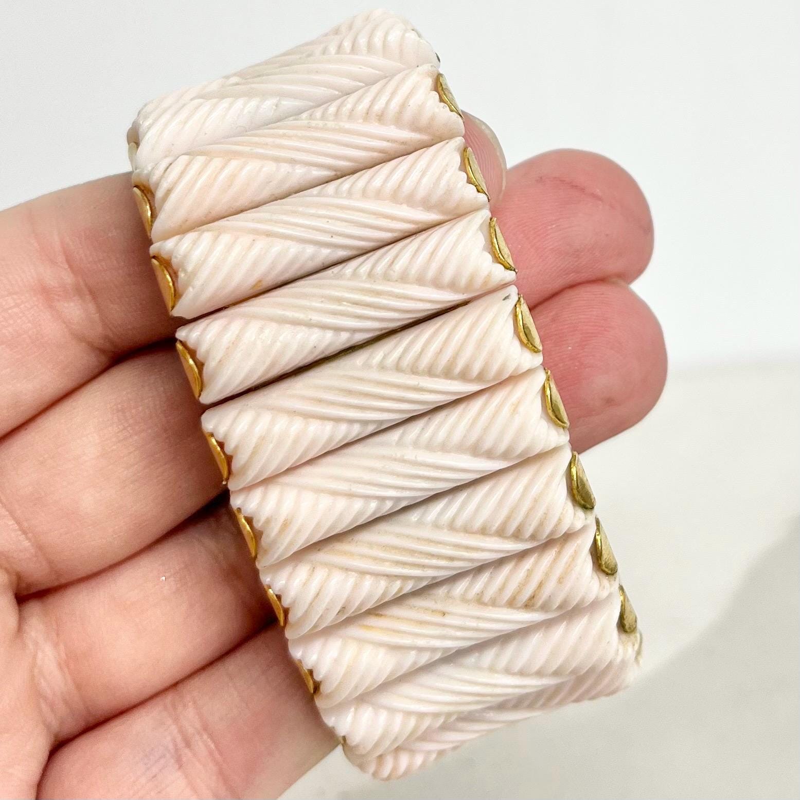 Vintage Wide Cream Plastic Cuff Bracelet : with Gold Tone Stretch Metal Links 1970’s MillyOliverVintage