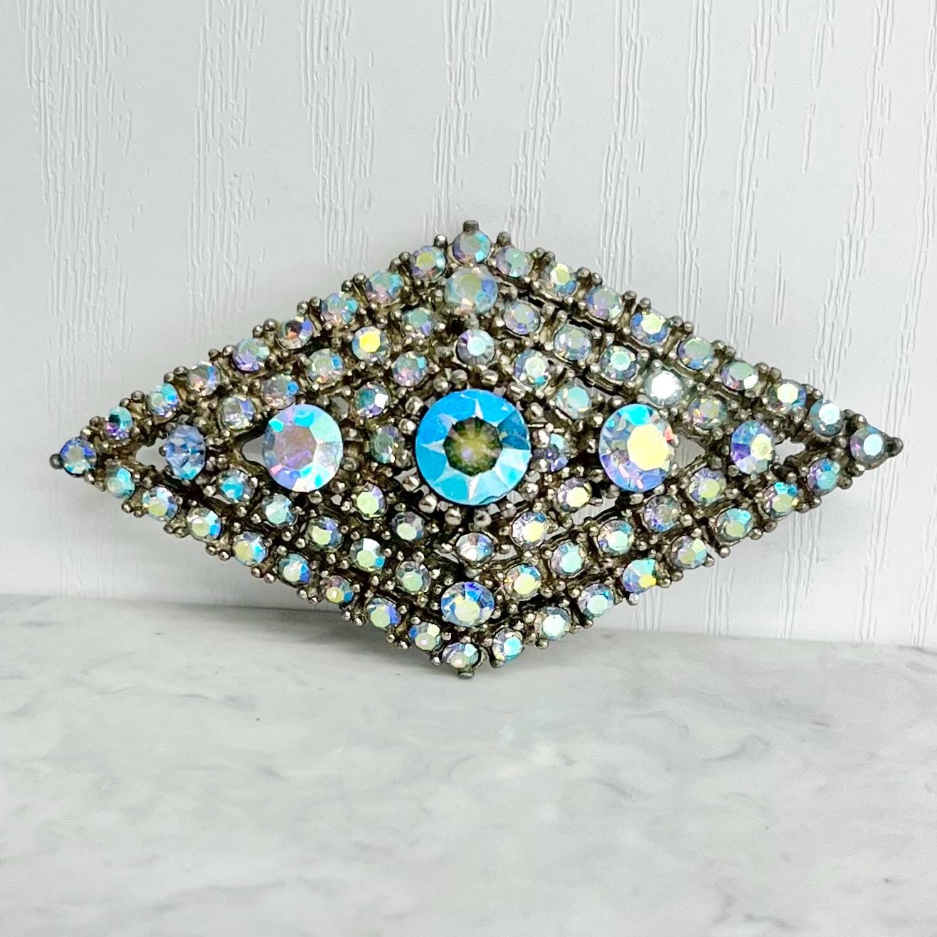 Sphinx Aquamarine Blue Austrian Crystal Brooch in a Silver Tone Setting : Vintage Diamond Shape with Sparkling Rhinestones MillyOliverVintage