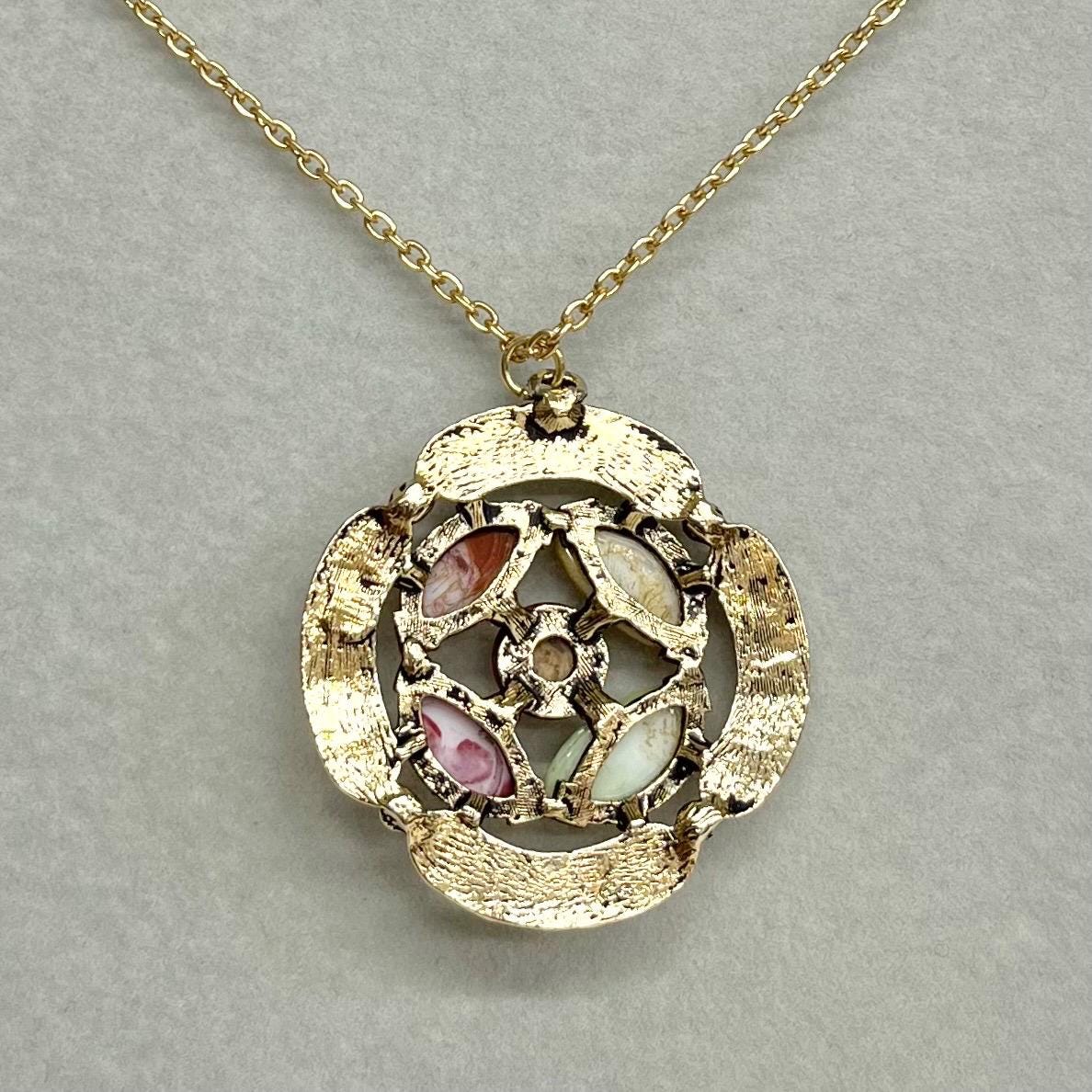 Celtic Pendant - Vintage 1970‘s Gold Tone Necklace with Glass Cabochons and a 24” Curb Chain Brown Centre MillyOliverVintage