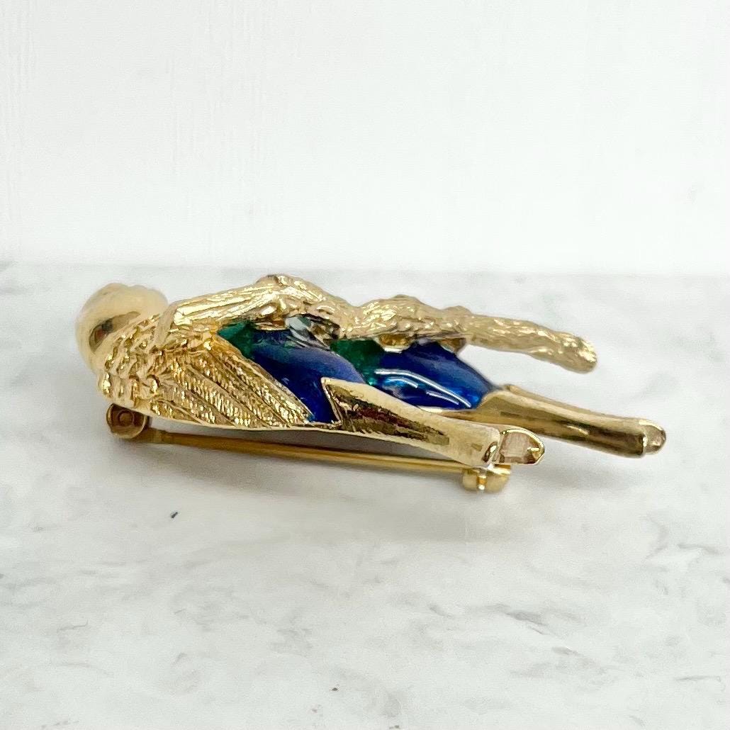 Vintage Stunning Gold Tone Enamel Love Bird Brooch Great Quality Costume Jewellery Statement Piece MillyOliverVintage