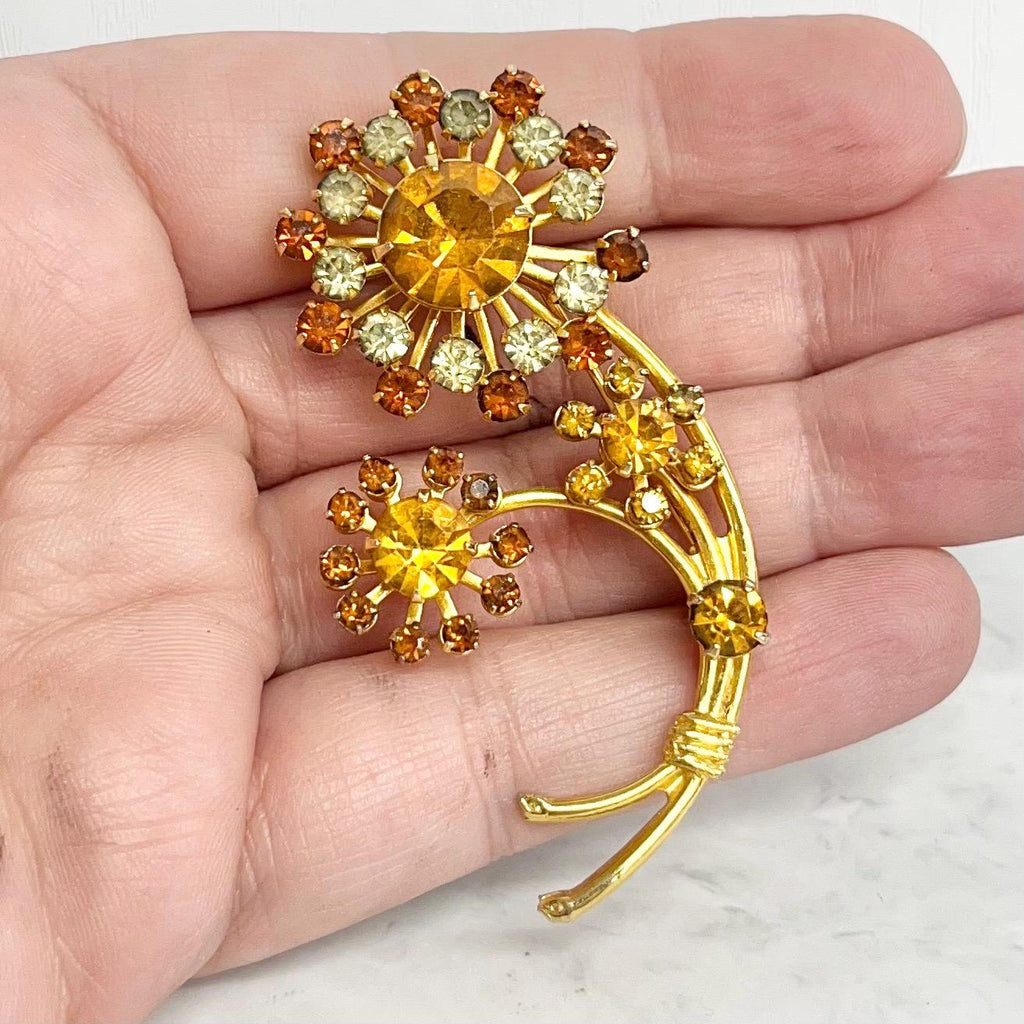Golden Topaz coloured Crystal Flower / Daisy Brooch - Vintage Gold Tone MillyOliverVintage