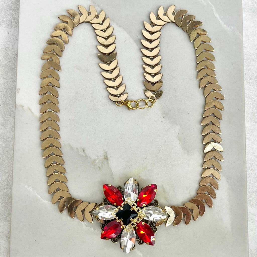 Elizabeth Woodville Replica Necklace : Elizabethan Style in a Gold Tond Metal with Red Clear and Black Crystal Stones MillyOliverVintage