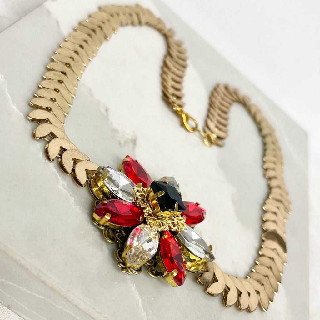 Elizabeth Woodville Replica Necklace : Elizabethan Style in a Gold Tond Metal with Red Clear and Black Crystal Stones MillyOliverVintage