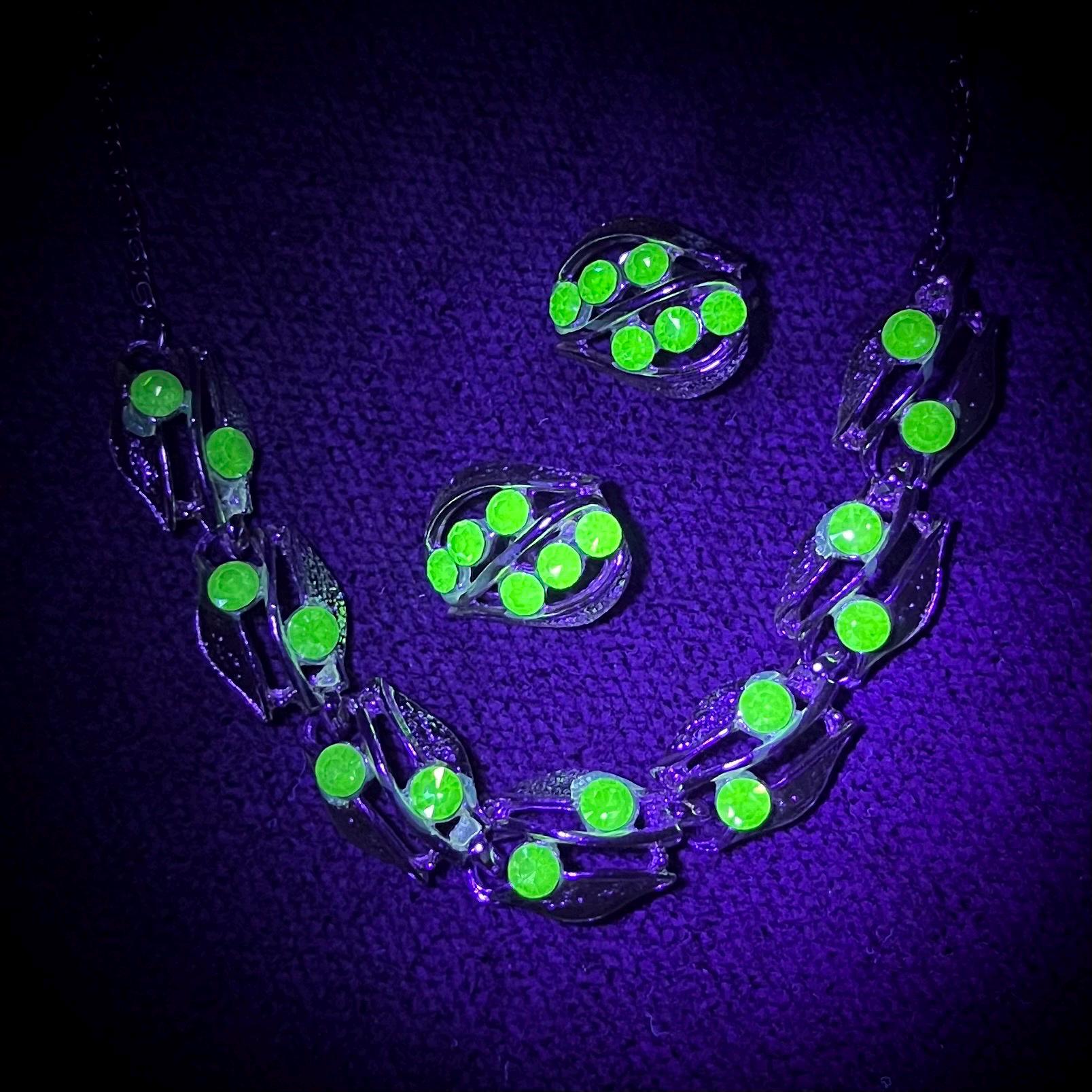 Vintage Green Uranium Glass Crystal Trio Necklace & Clip On Earrings Set UV Reactive Glow MillyOliverVintage