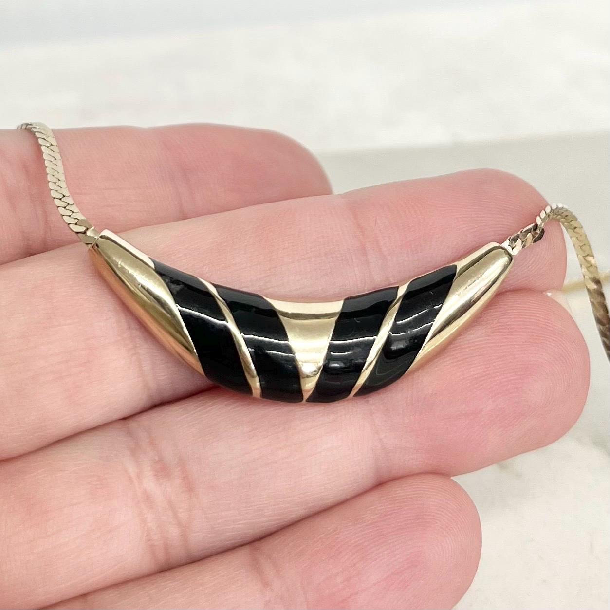 Vintage Gold Tone Black Enamelled Chain Necklace Fabulous 1970’s - 1980’s Collar Style Necklace by Avon MillyOliverVintage