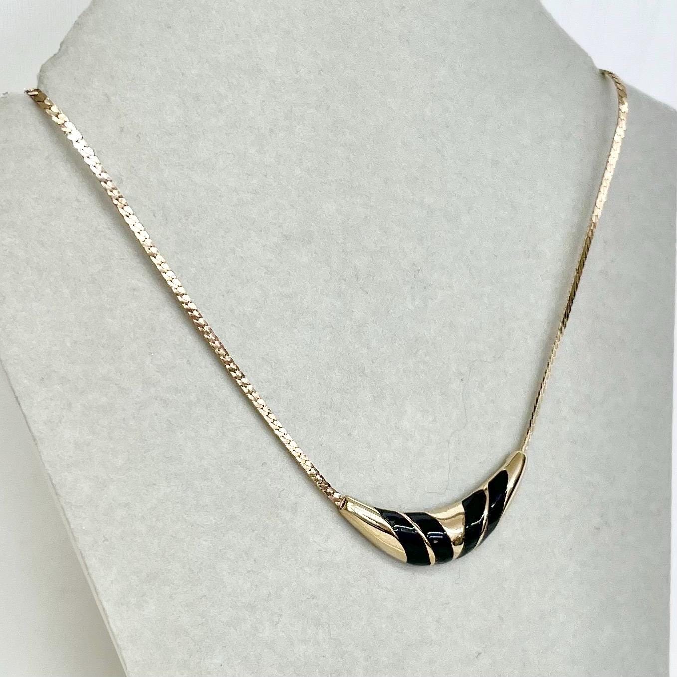 Vintage Gold Tone Black Enamelled Chain Necklace Fabulous 1970’s - 1980’s Collar Style Necklace by Avon MillyOliverVintage