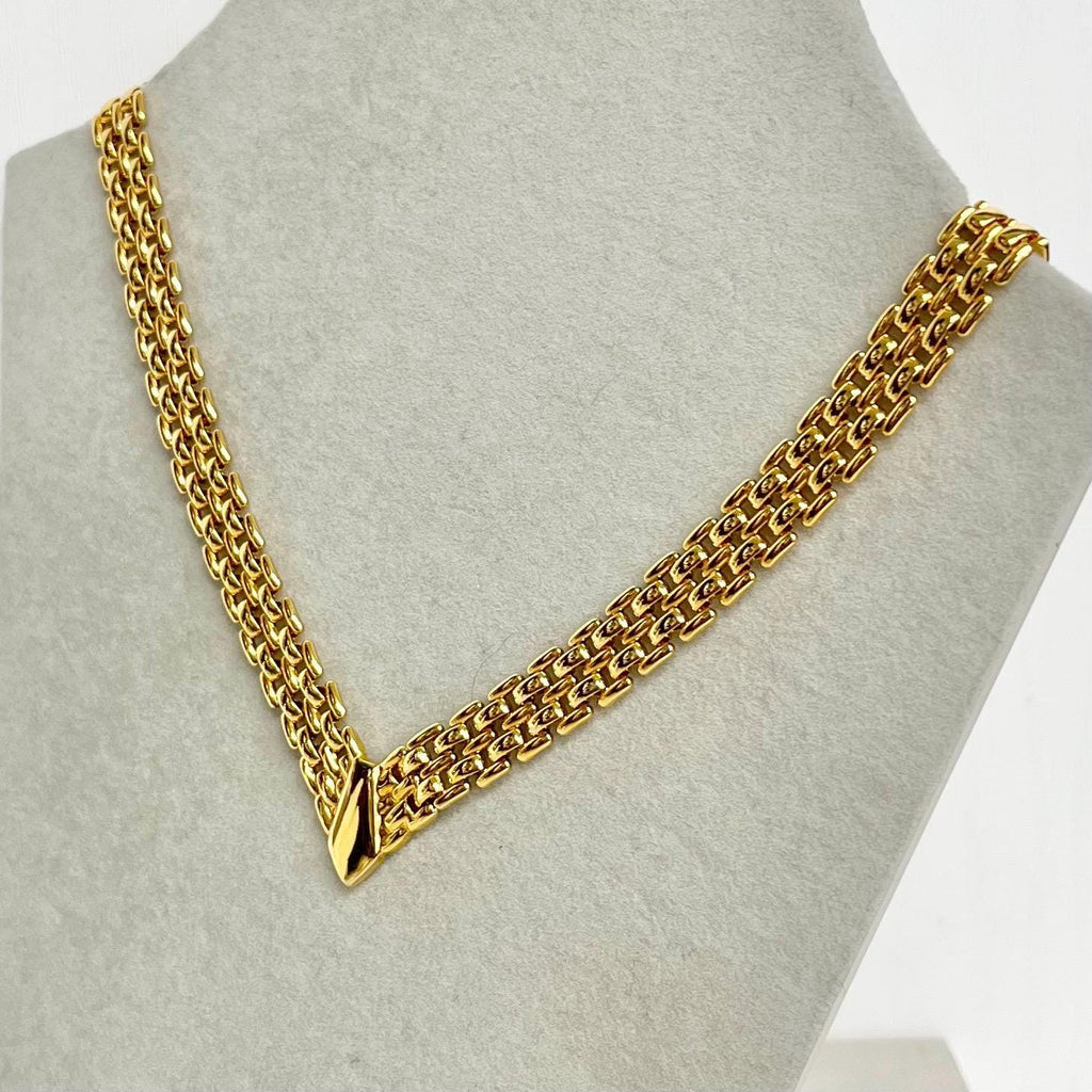 Vintage Napier V Neck Flat Link Panther Chain Collar Necklace Gold Plate 1970’s - 1980’s Statement Power Chain 16” MillyOliverVintage