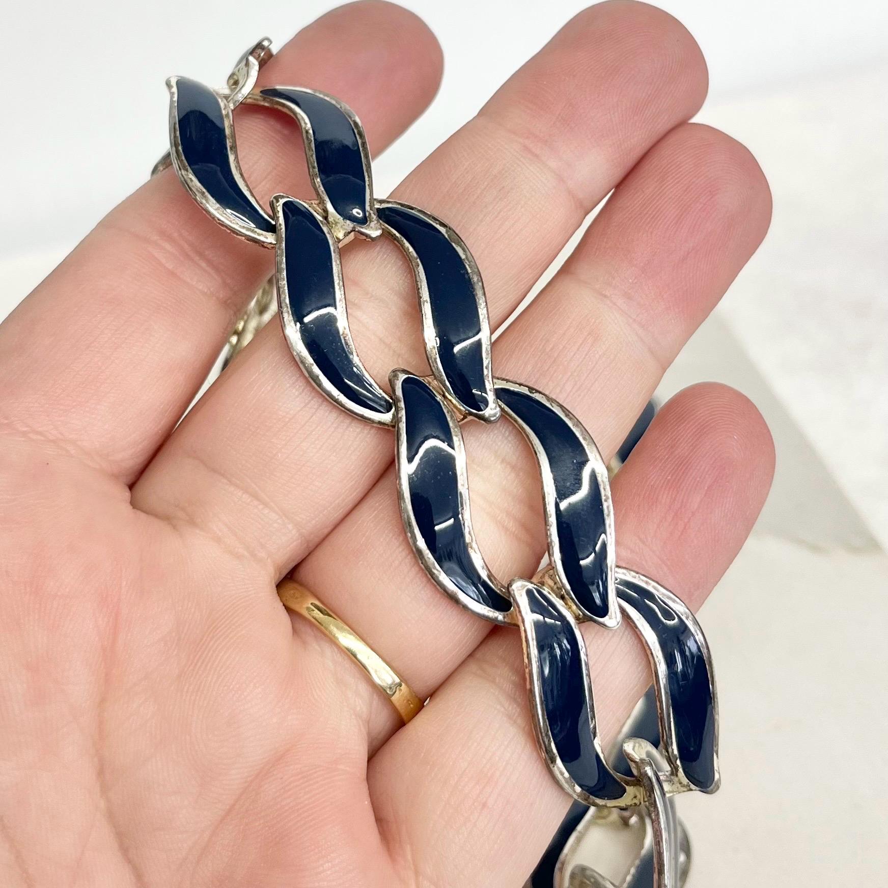 Navy Blue Enamelled Napier Collar Necklace Silver Plate 1970’s - 1980’s Statement Power Chain 16” with a 3” Extender Chain MillyOliverVintage