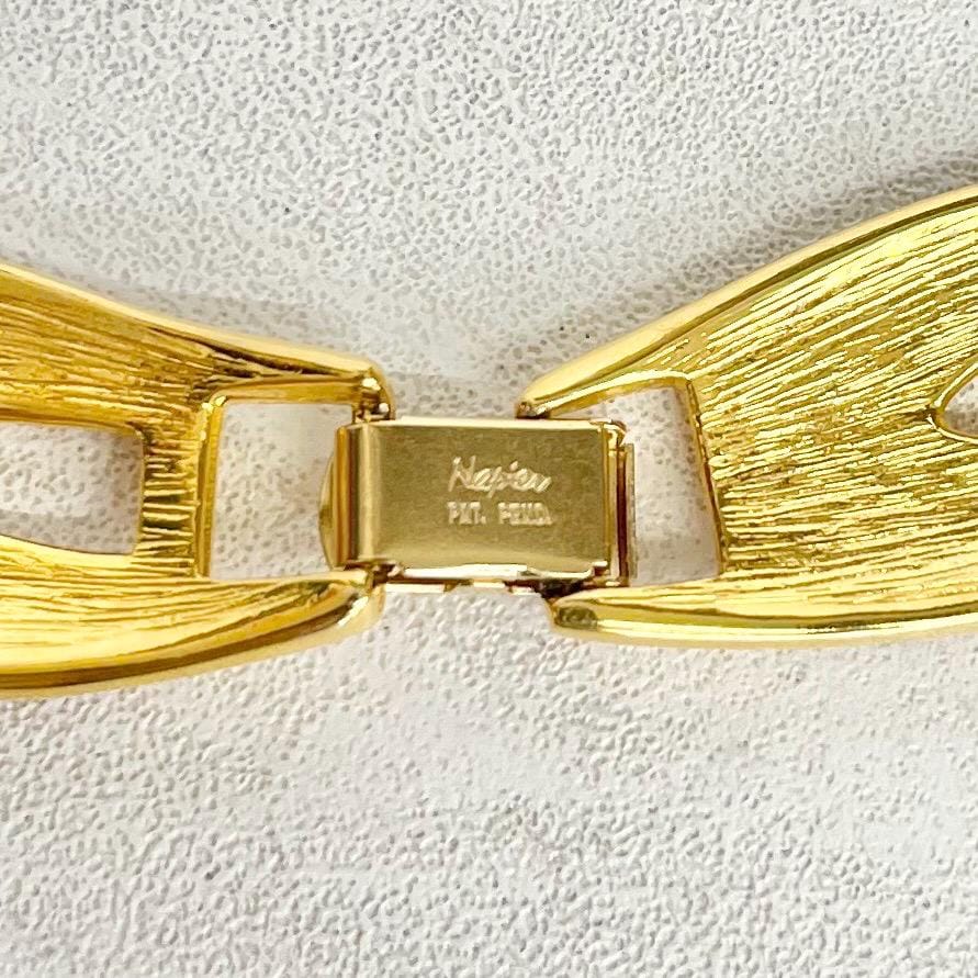 Red Enamelled Napier Collar Necklace Gold Tone 1970’s - 1980’s Statement Power Chain 16” MillyOliverVintage