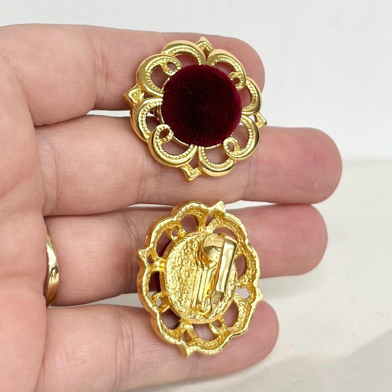 Vintage Gold Tone Clip on Earrings 1980’s - 1990’s with Burgundy Red Velvet Centres MillyOliverVintage