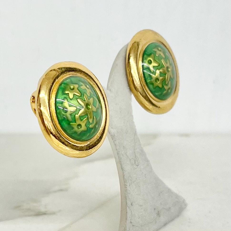 Vintage Gold Tone Clip on Earrings 1980’s - 1990’s with Green Floral Enamelled Centres MillyOliverVintage
