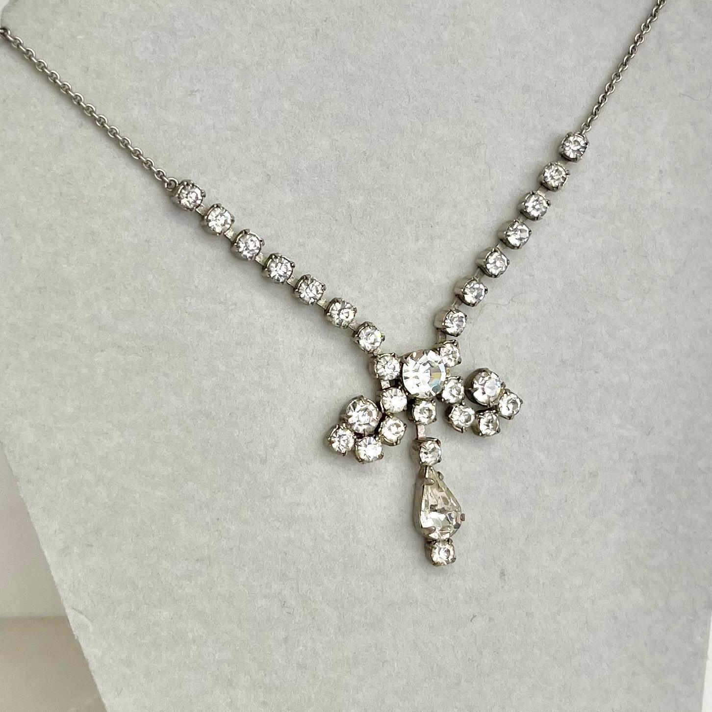 Vintage Clear Crystal Pear Drop Diamante Paste Necklace : Bridal Necklace or Prom MillyOliverVintage