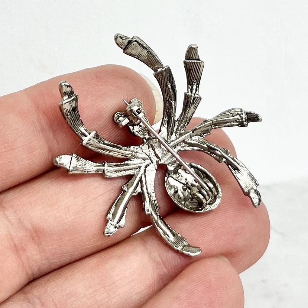 Spider Brooch : Vintage Insect Brooch with Czech Crystal Rhinestone Accents in Red Pink and Aurora Borealis in a Silver Tone Setting MillyOliverVintage