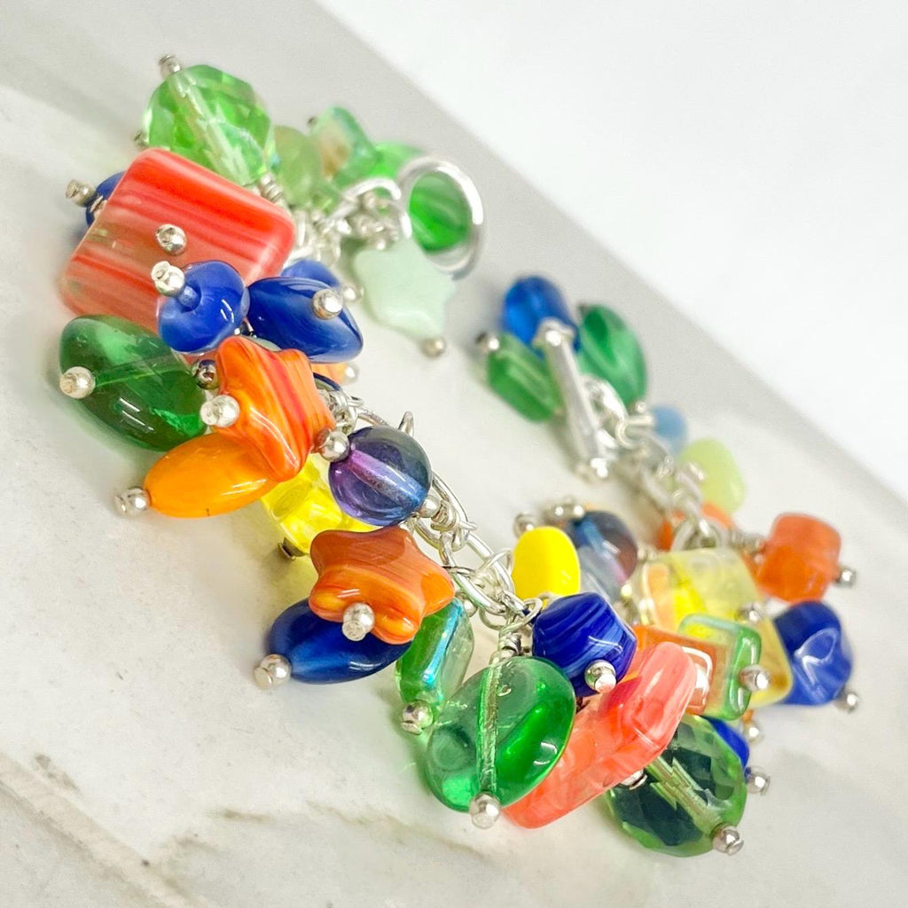 Czech Glass Bead Charm Bracelet : Vintage Multi Coloured Beaded Design with a Toggle Clasp 7” Long MillyOliverVintage