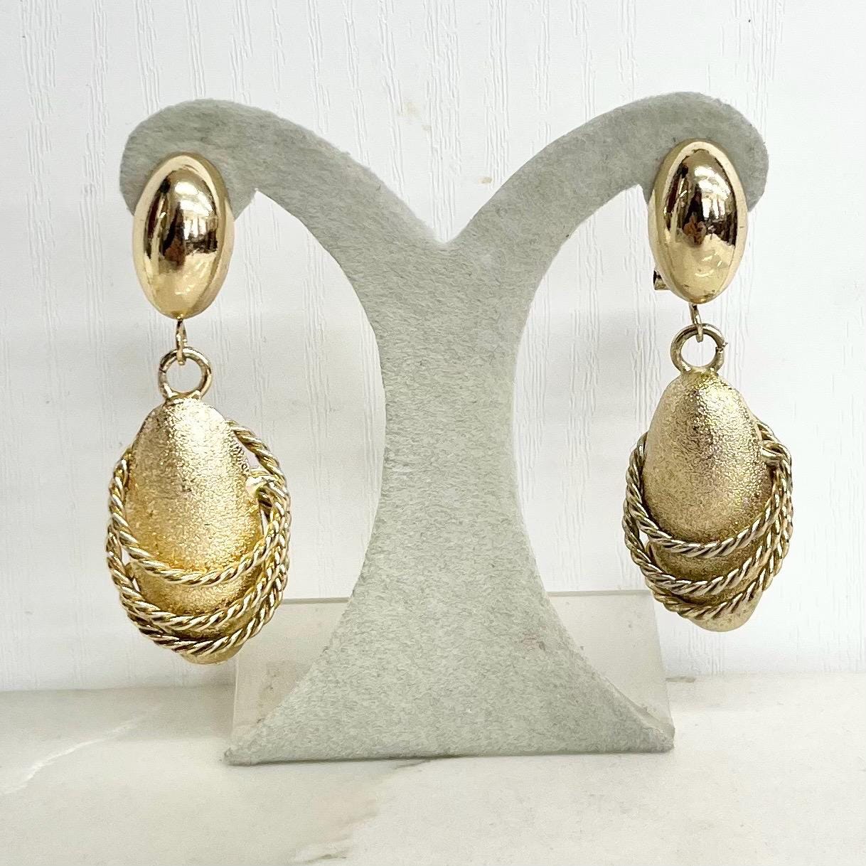 Oversized Vintage Gold Tone Drop Earrings for Pierced Ears : Textured Design with a Rope Twist Accent 1980’s - 1990’s MillyOliverVintage