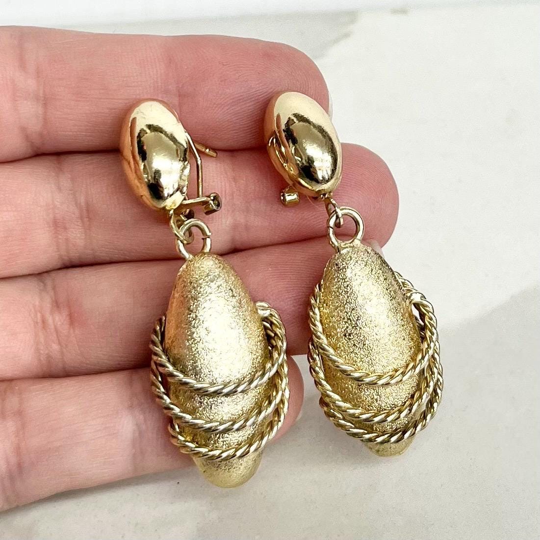 Oversized Vintage Gold Tone Drop Earrings for Pierced Ears : Textured Design with a Rope Twist Accent 1980’s - 1990’s MillyOliverVintage