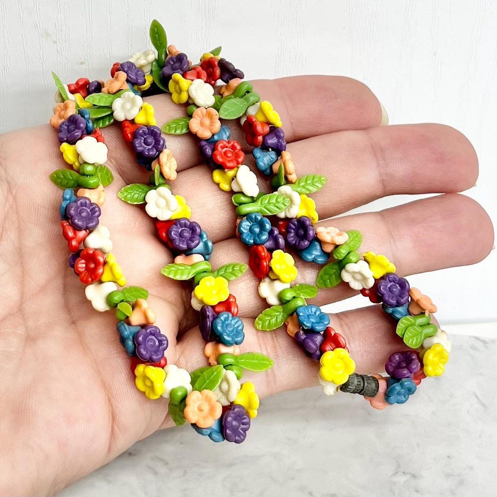 Vintage Plastic Multi Coloured Flower Bead Necklace : 1950’s 1960’s with a Barrel Clasp MillyOliverVintage