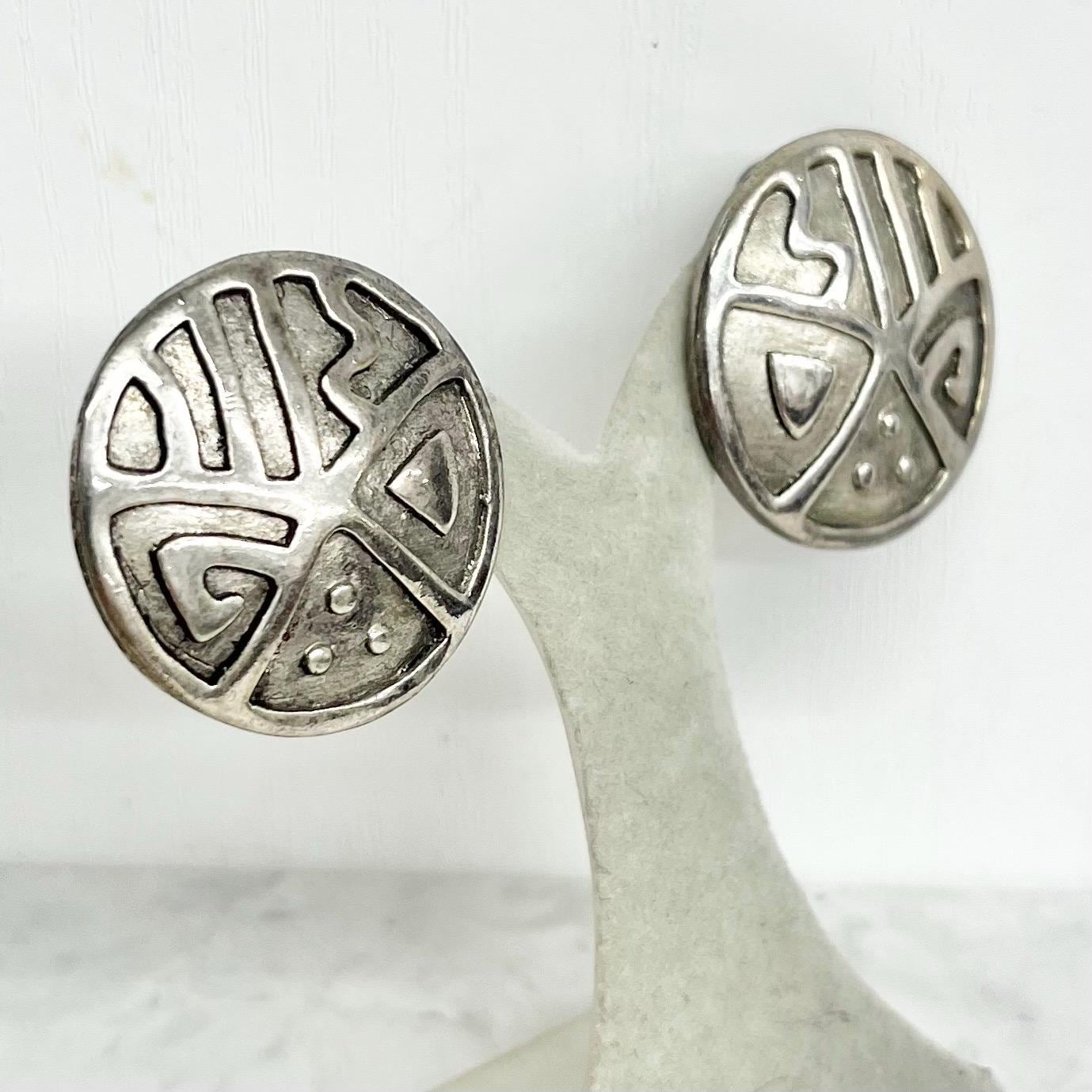 Vintage Silver Tone Round Etruscan / Modernist Style Clip On Earrings 1970’s - 1980’s MillyOliverVintage