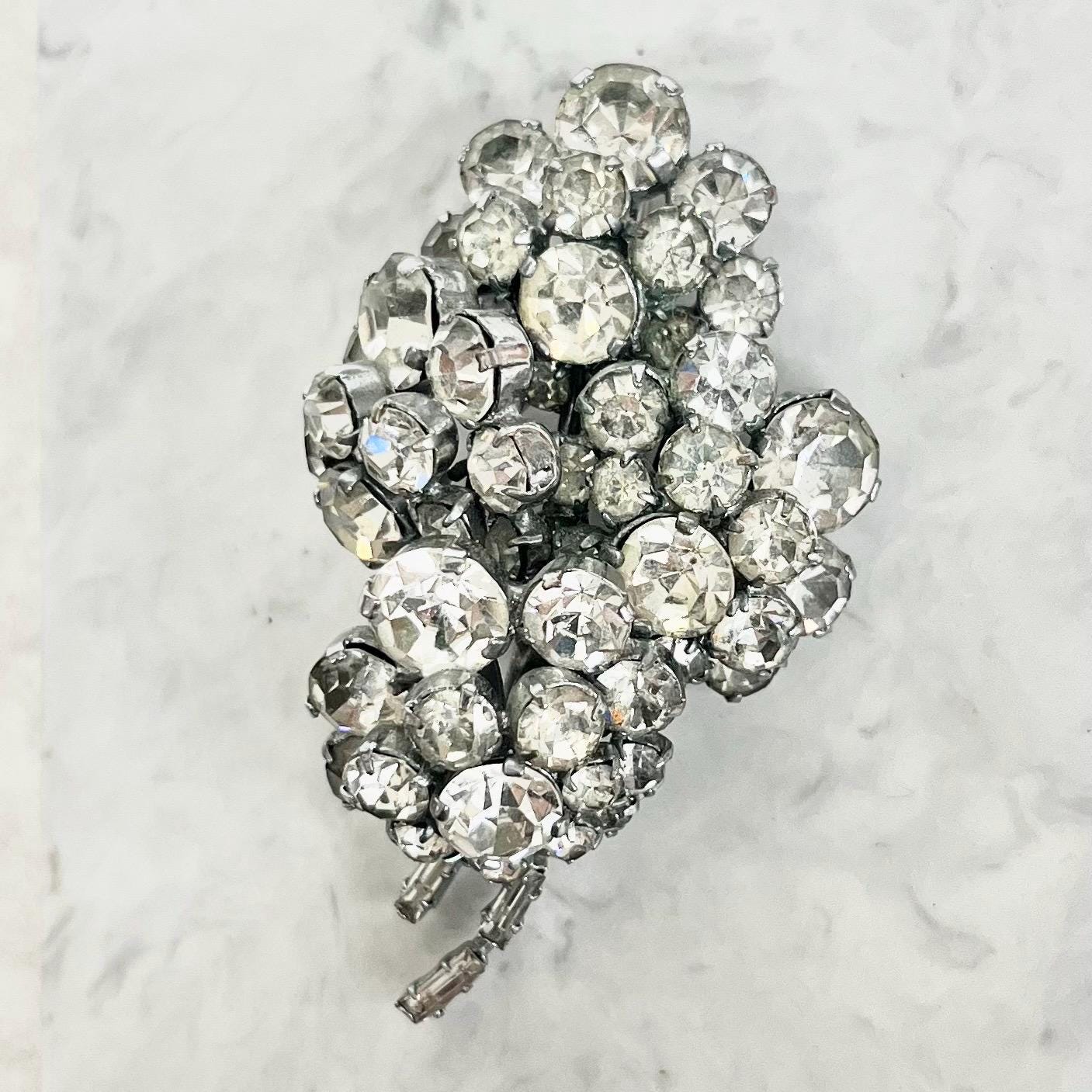Vintage Clear Crystal Cluster Flower Brooch in a Silver Tone Setting Excellent Quality Substantial Statememt Jewellery MillyOliverVintage