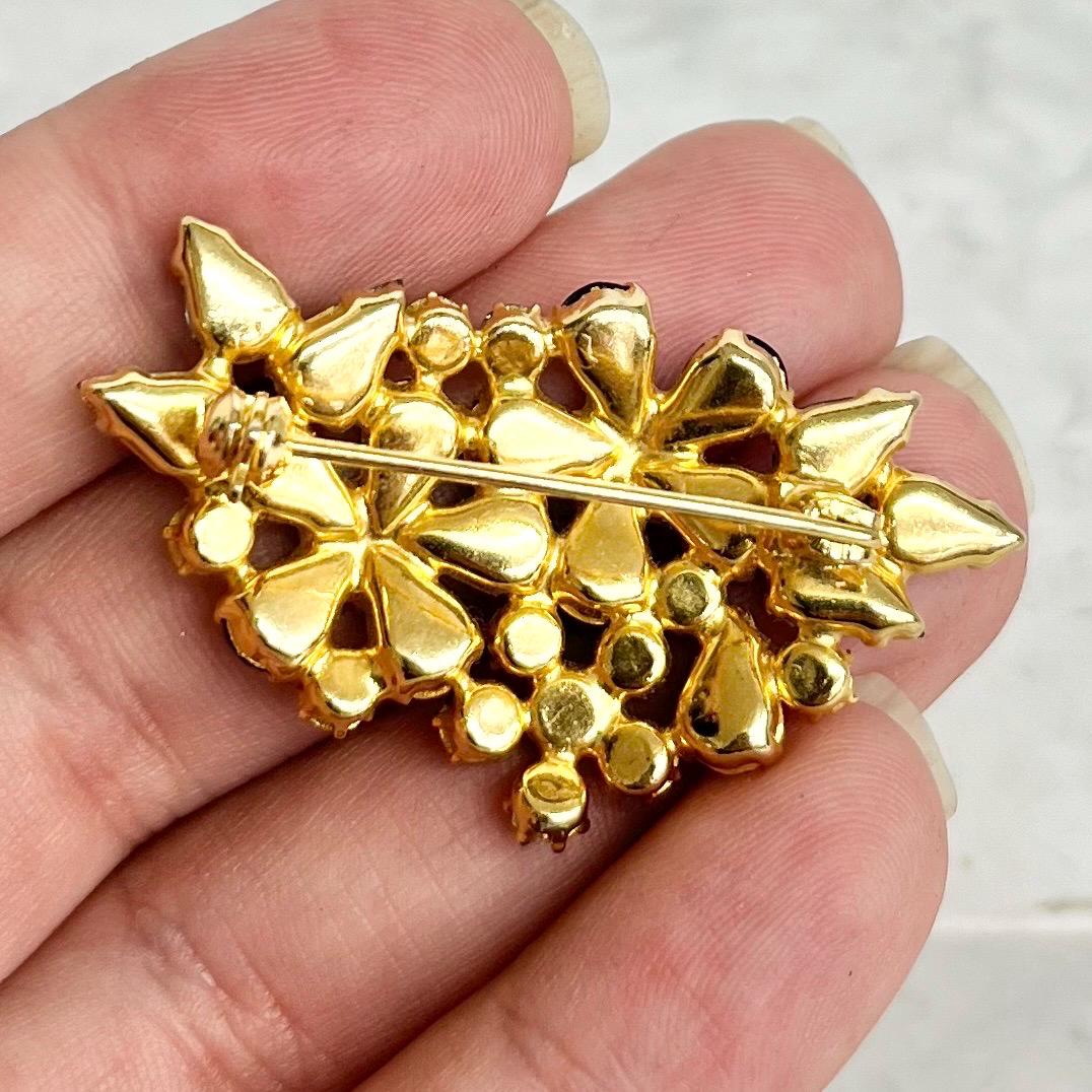 Vintage Blue Aqua Crystal Diamante Flower Brooch in a Gold Plate Setting Excellent Quality MillyOliverVintage